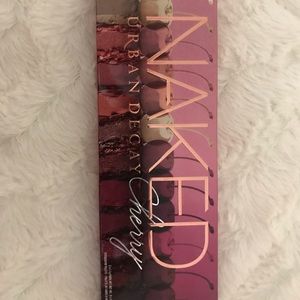 Naked Cherry Eyeshadow Pallet